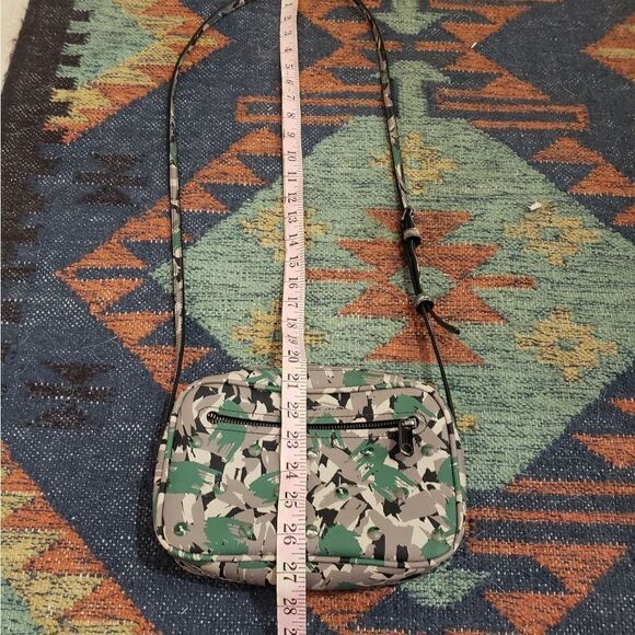 Marc by Marc Jacobs Crossbody Purse - Picture 14 of 14